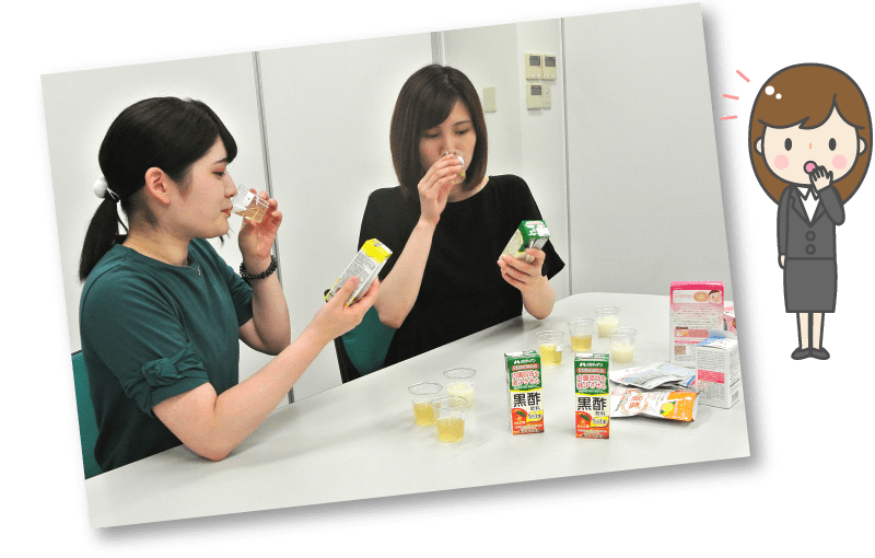他社品の試食会風景