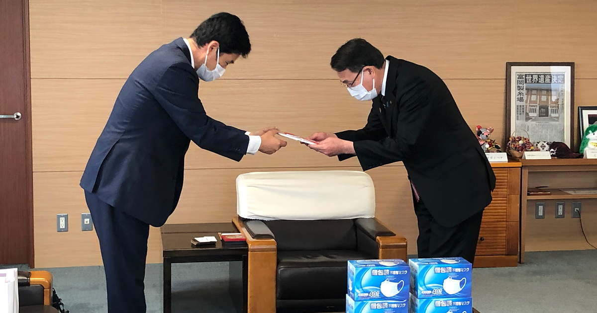 群馬県伊勢崎市役所にて マスク贈呈式 が行われました メロディアン株式会社